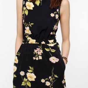 Urban Outfitters byCORPUS Silky Scallop Hem Dress